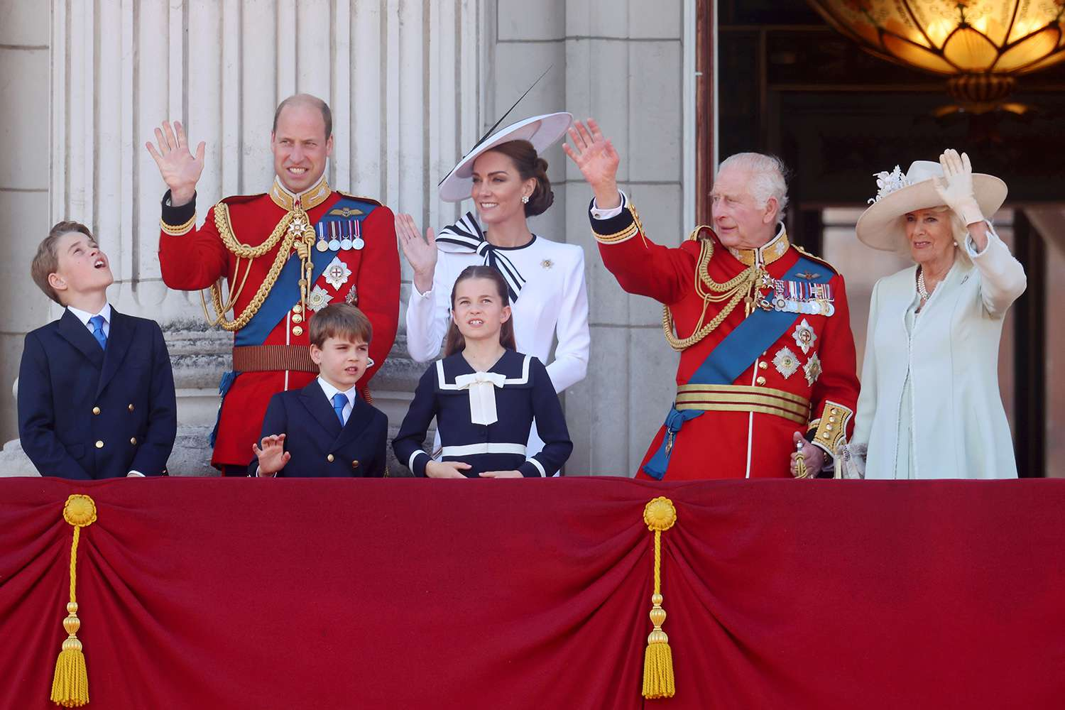 prince louis dancing