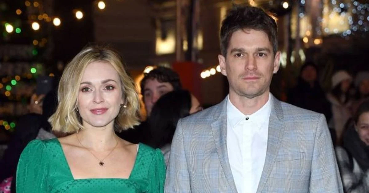 jesse wood and fearne cotton split